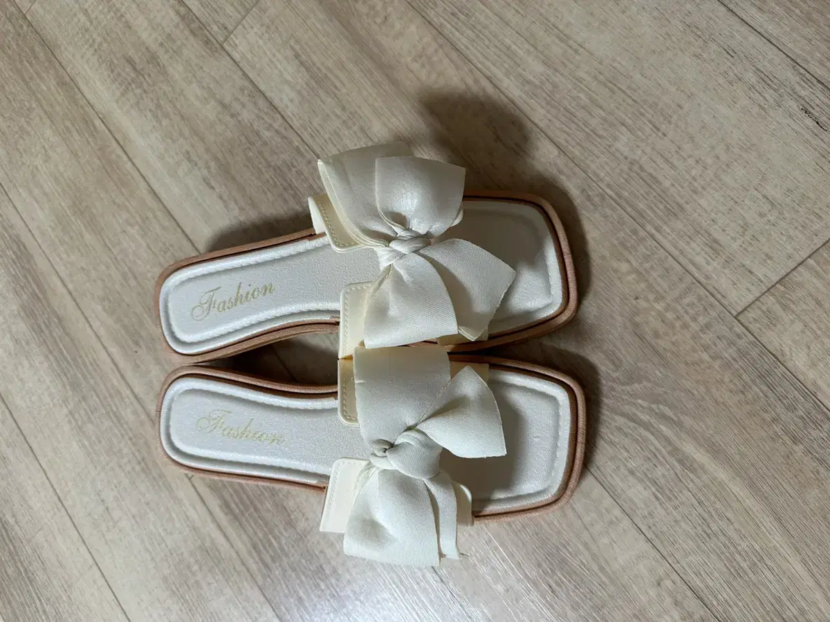 Women's sandals