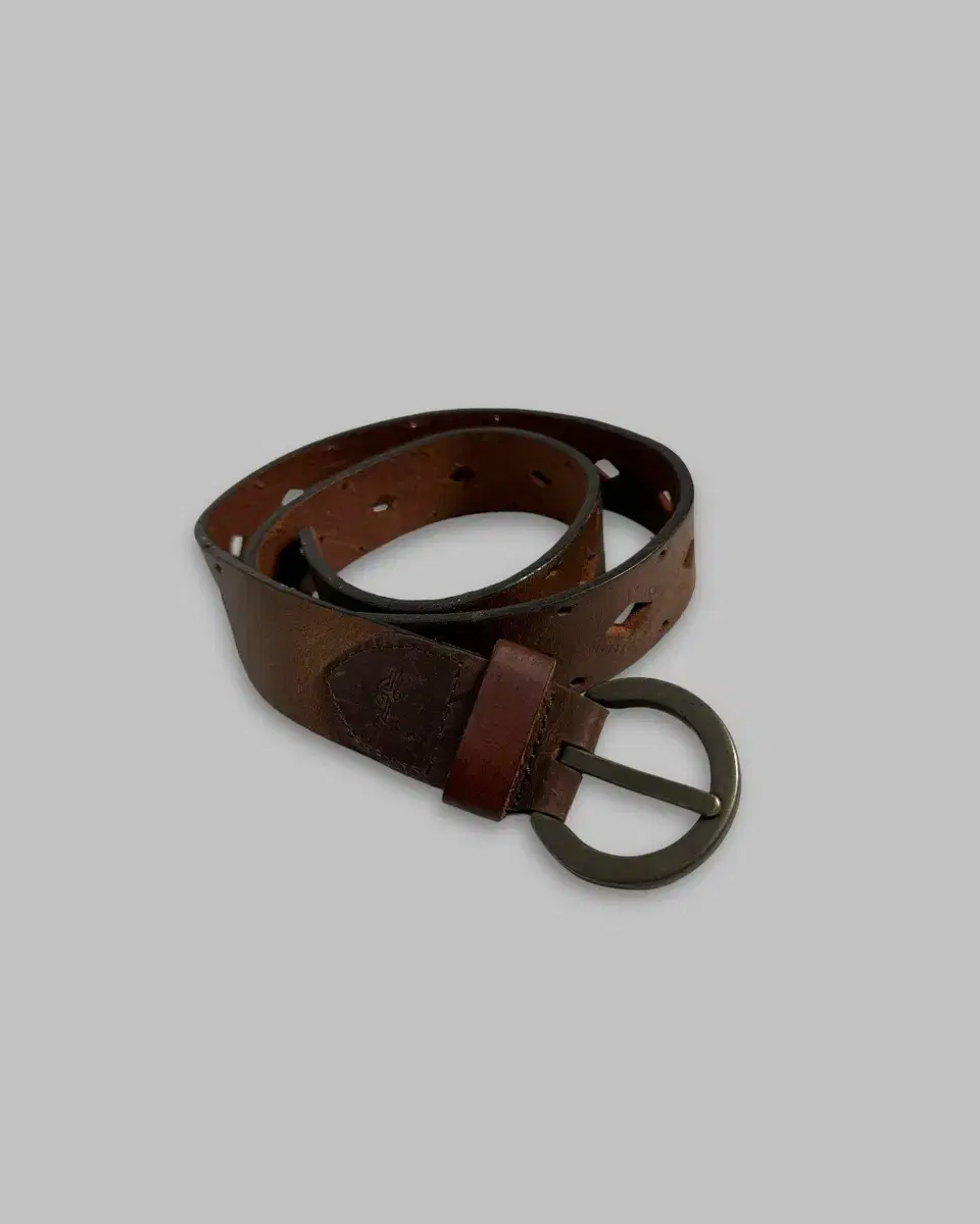 vintage dockers punching belt