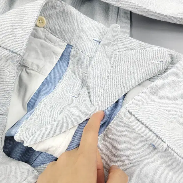 A.blue GARMENTS 연청 스카이블루 소라 하늘색 버튼플라이 와이