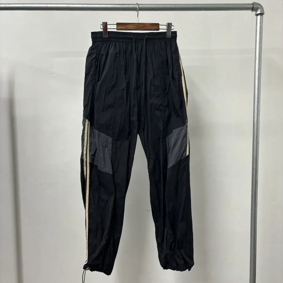 D'ANTIPLATFORM Spring and Autumn Banded Nylon Track Pants Quick sale