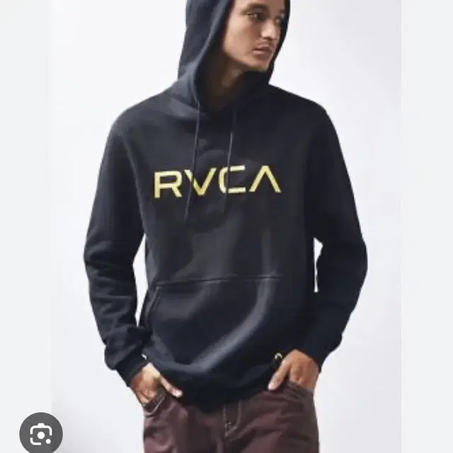 RVCA 루카 로고 스웻셔츠 맨투맨