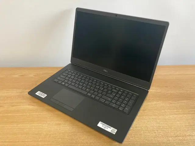 DELL 프리시전 7750 / i5-10400H / RTX5000