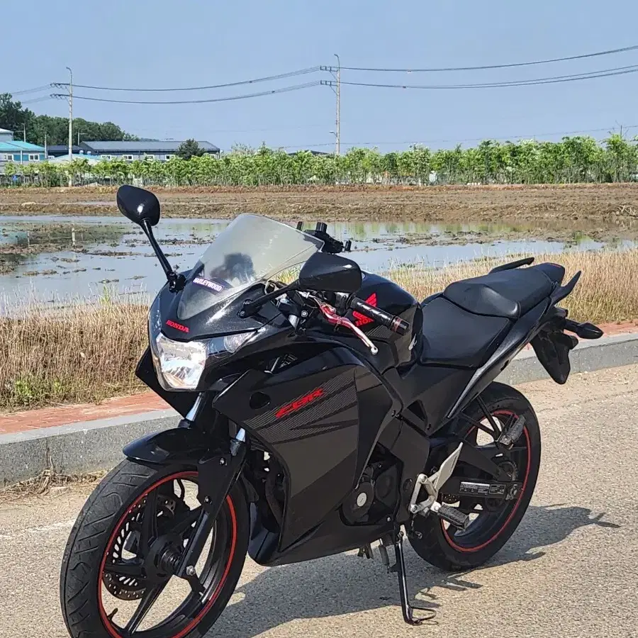 CBR125  16년식 15000km 180만원 판매합니다