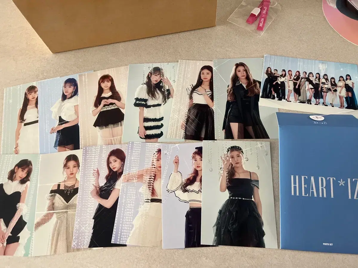 iz*one heart iz photoset