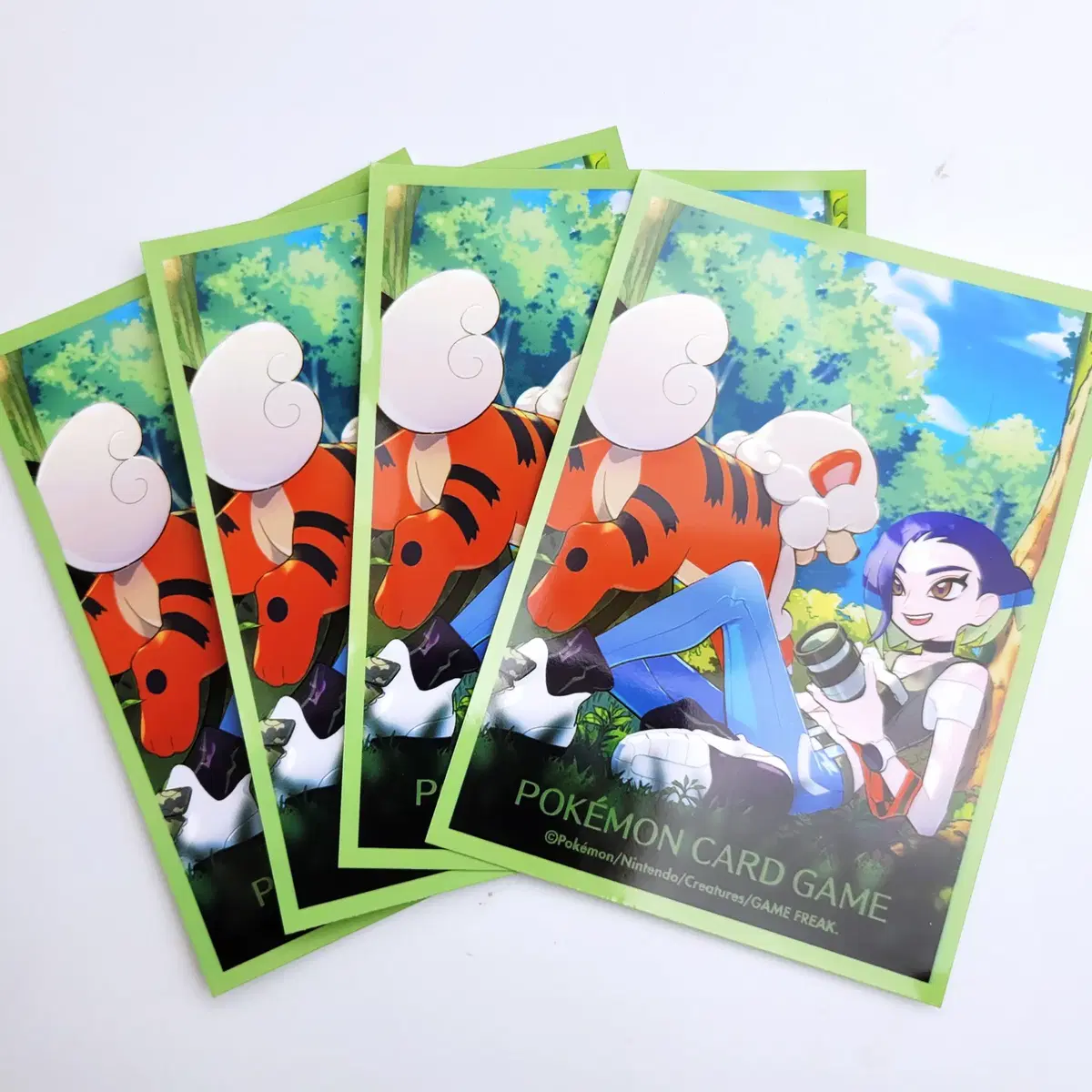 [New] Pokémon Card Sleeve (Trickle)