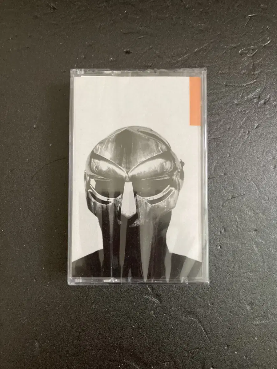 매드빌런-Madvillainy US발매 미개봉카세트