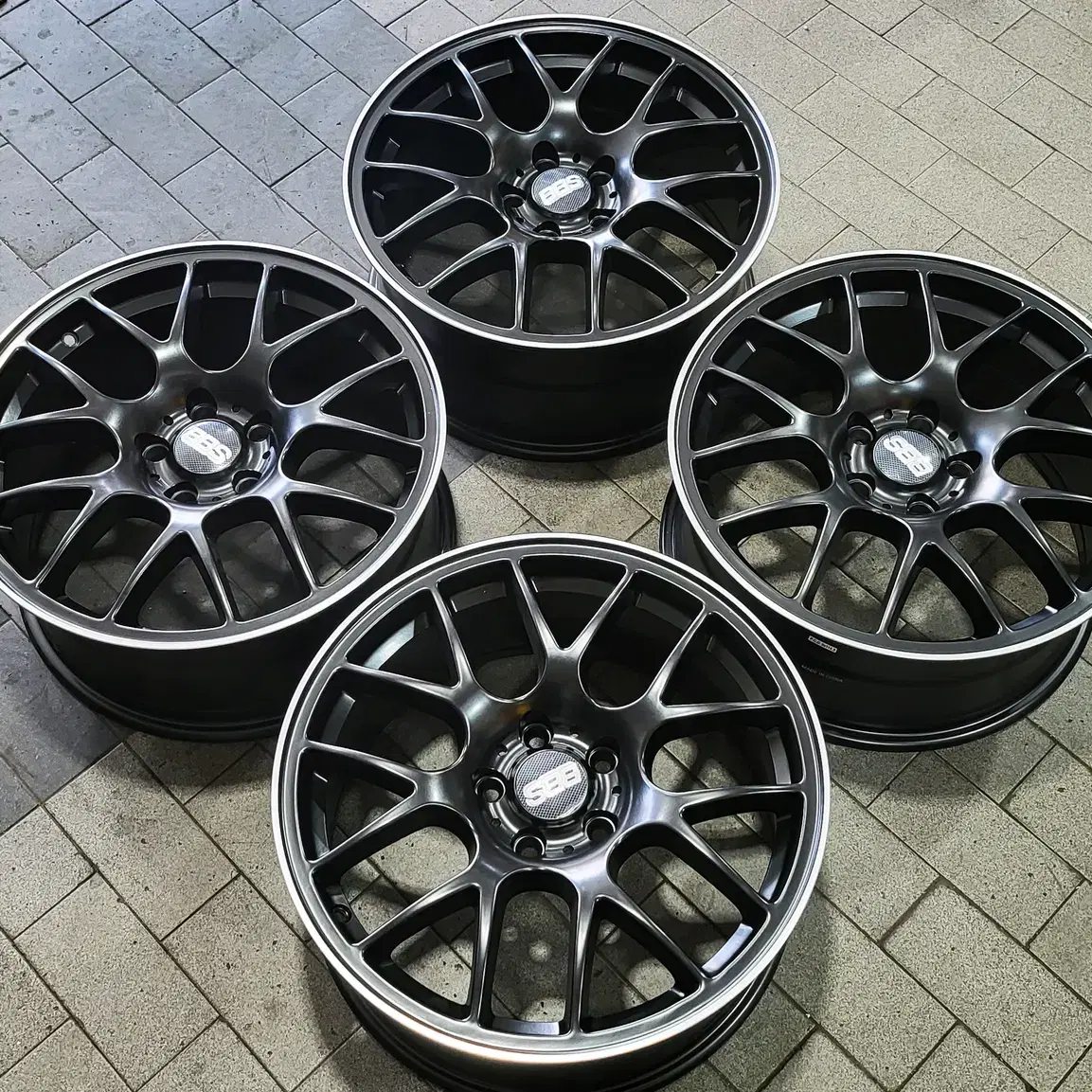 18인치 BBS CHR.st (PCD112) 무광블랙림폴리쉬 신품휠