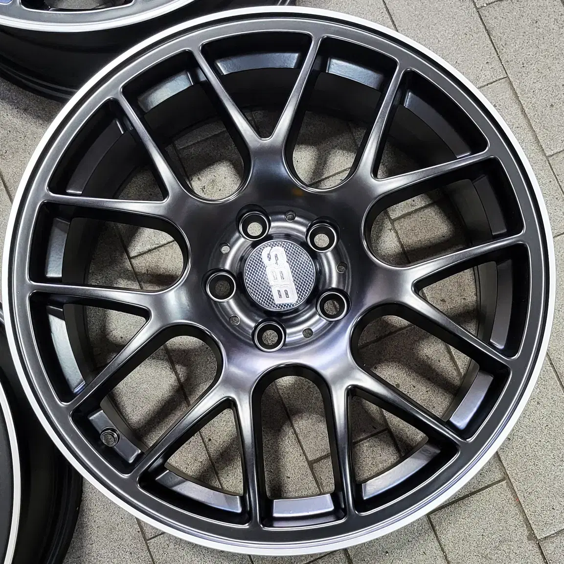 18인치 BBS CHR.st (PCD120) 무광블랙림폴리쉬 신품휠