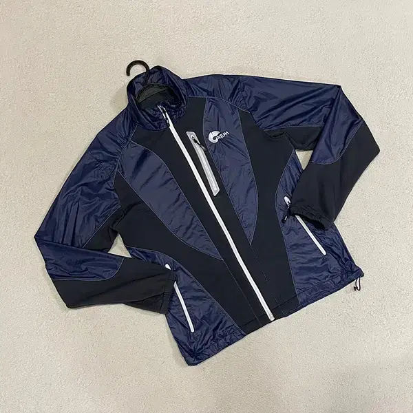 M NEPHA Windbreaker Zip-Up B.1249