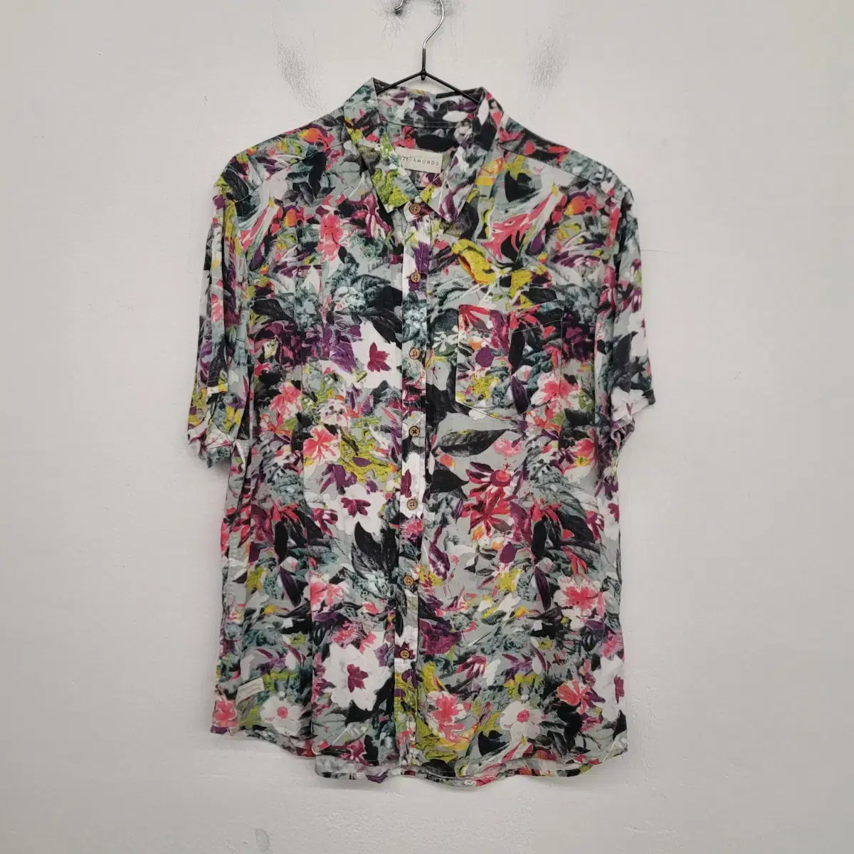 [100/L] 7DIAMONDS Hawaiian shirt for sale.