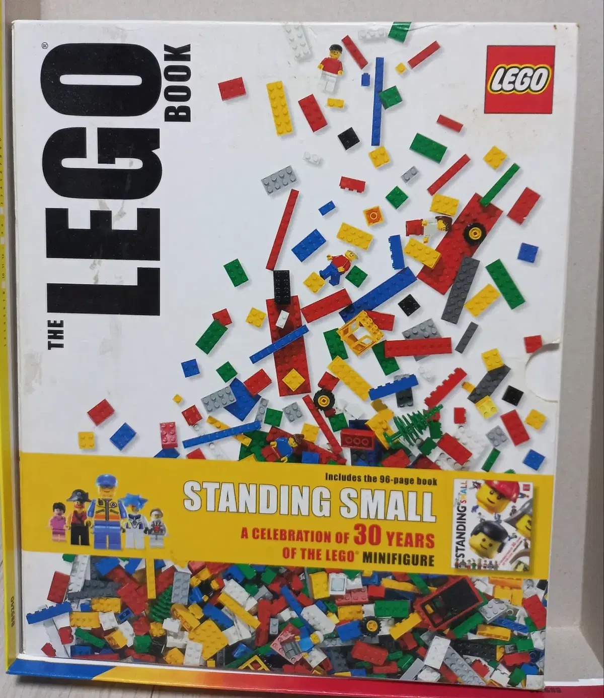 The LEGO Book THE LEGO BOOK