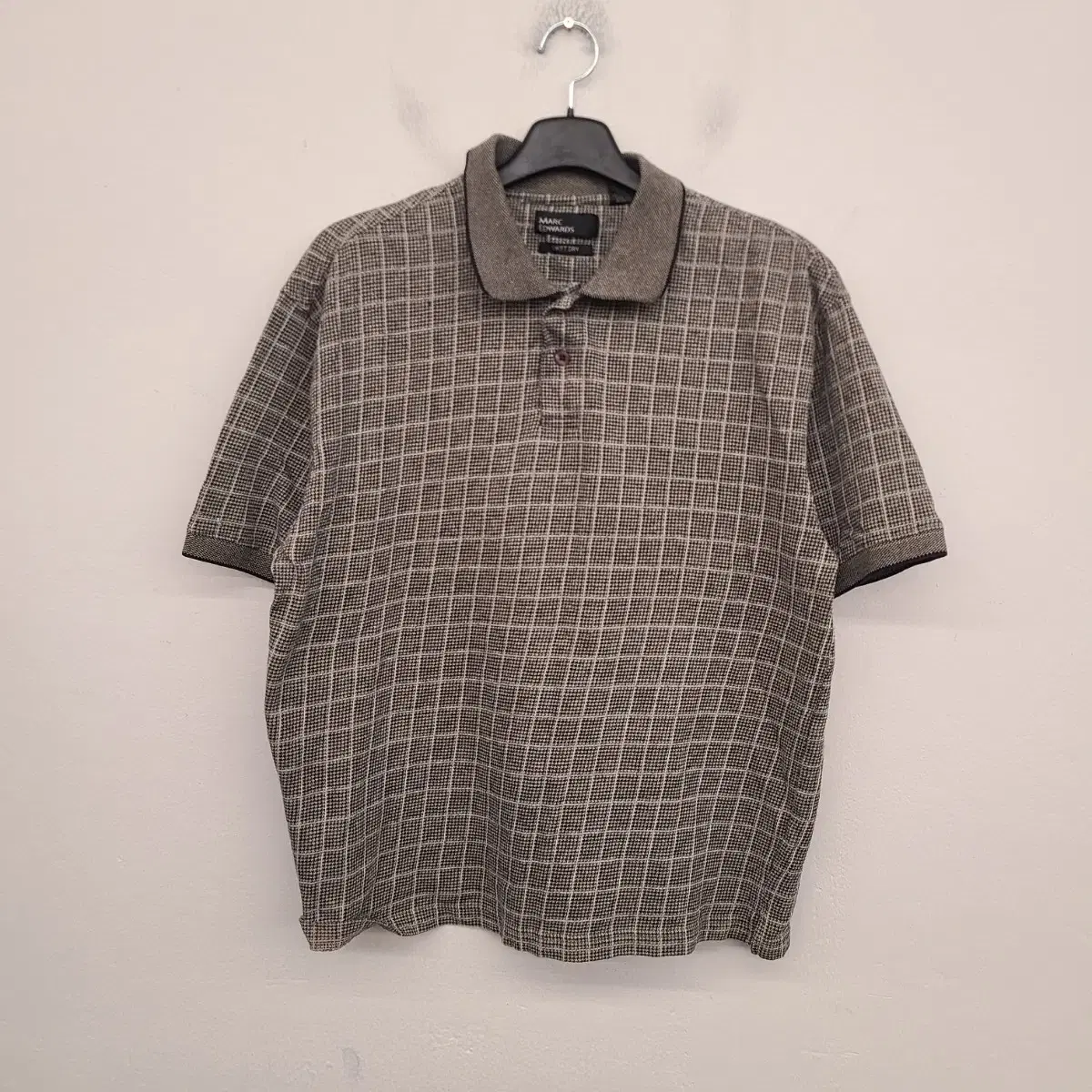 [100/L] MARK EDWARDS patterned short sleeve karati for sale.