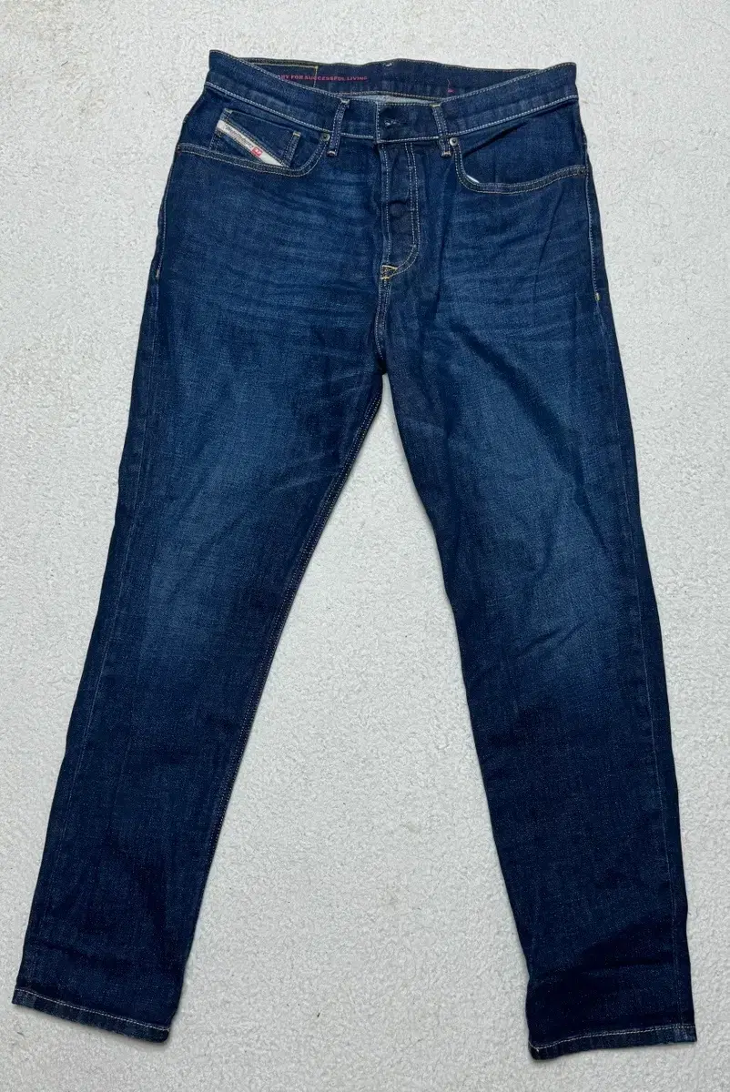 Diesel Tapered Fit Jeans W30 L32