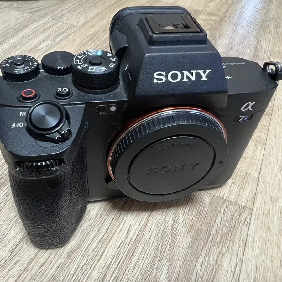 Sony A7s3 미러리스 카메라 팝니다