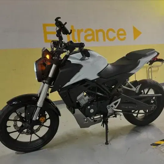 혼다 cb125r 네이키드 메뉴얼 바이크