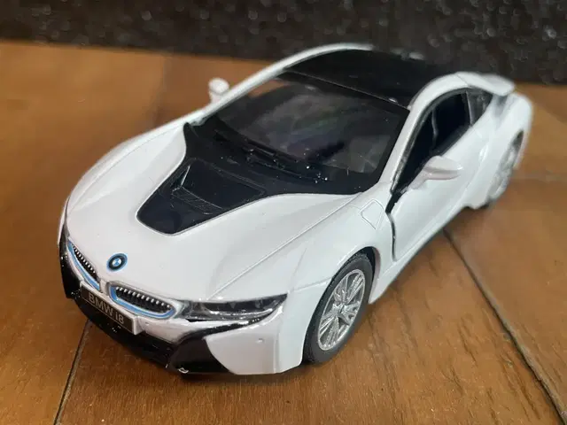 BMW i8 다이캐스트 피규어 인테리어 소품 모형