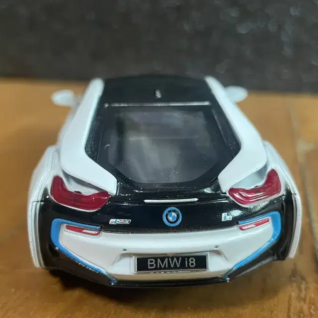 BMW i8 다이캐스트 피규어 인테리어 소품 모형