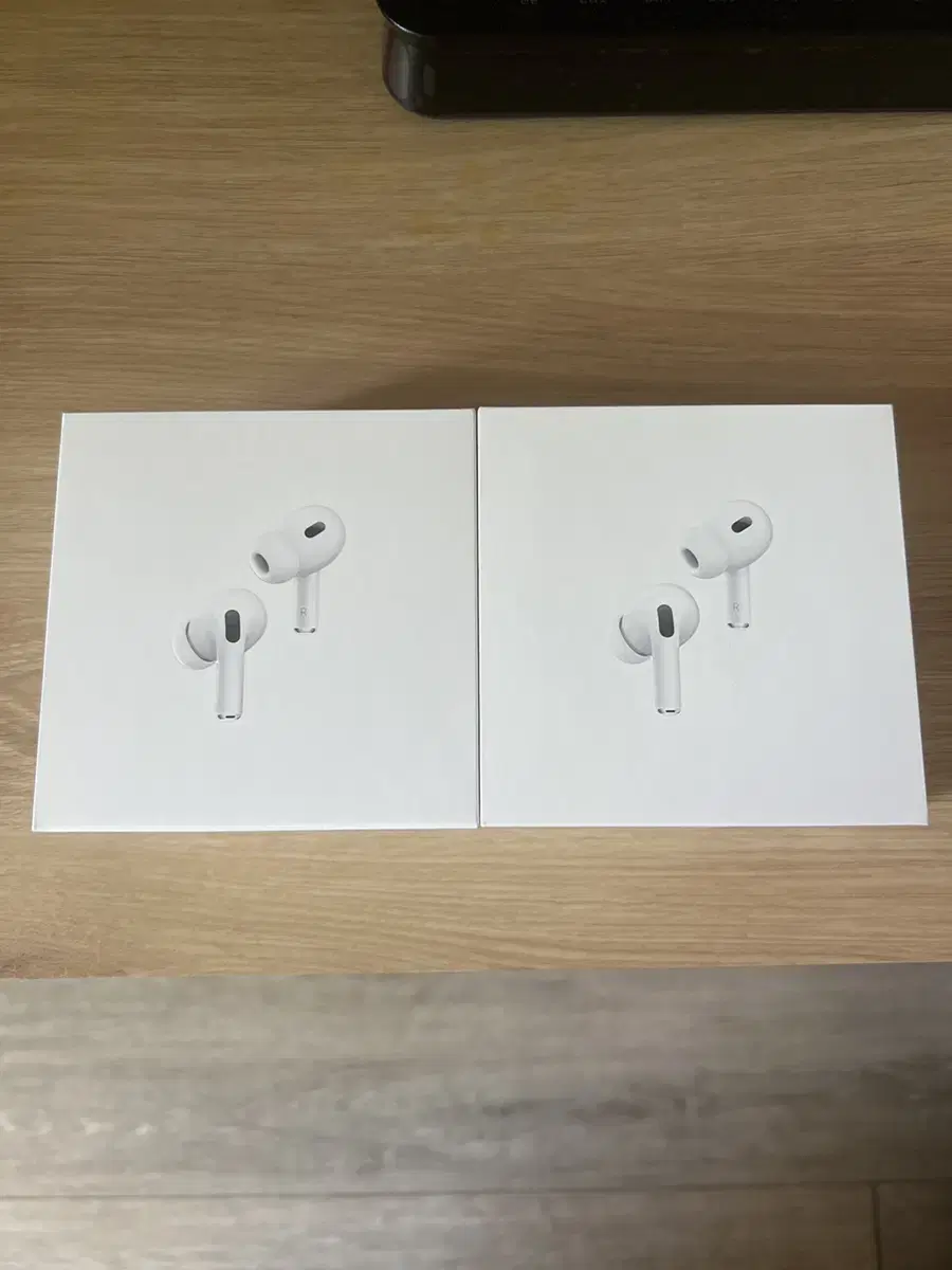 Airpods Pro 2 Type C sealed sells 2 new