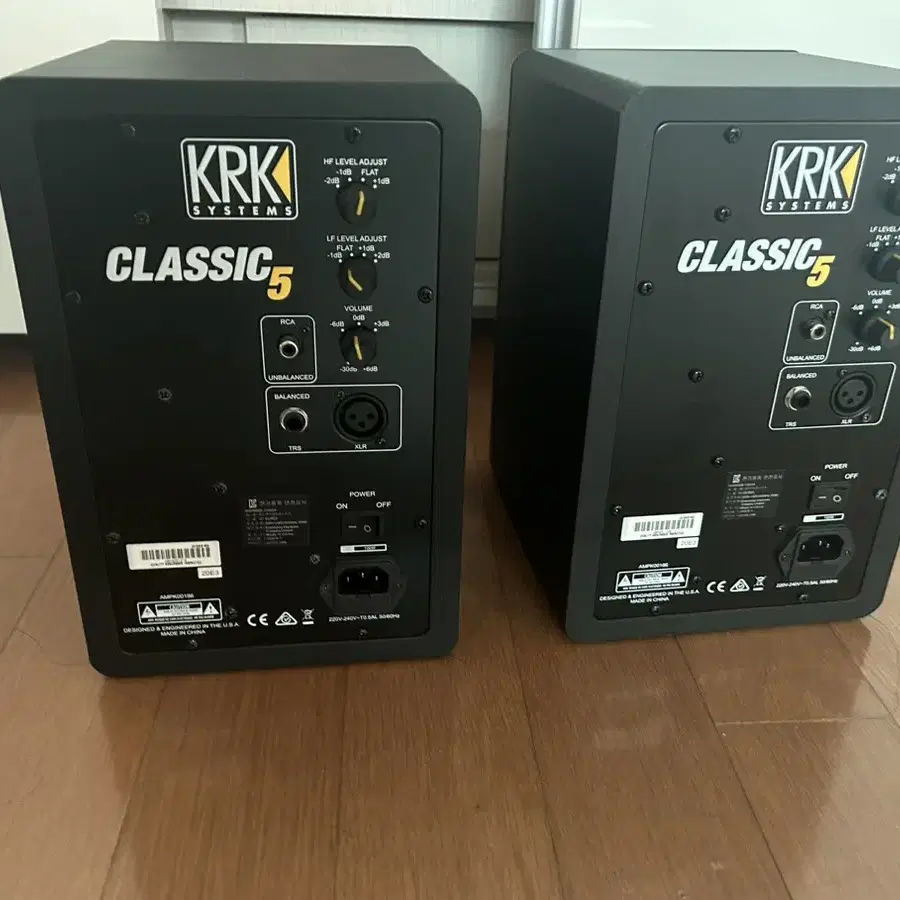 Krk classic 5 스피커 한 조 팝니다!