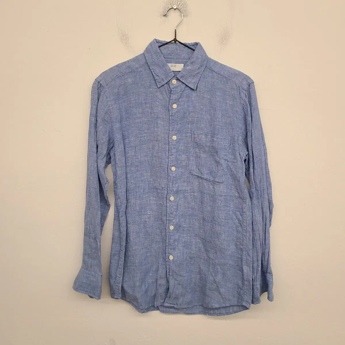 [90/S] Uniqlo linen shirt for sale.