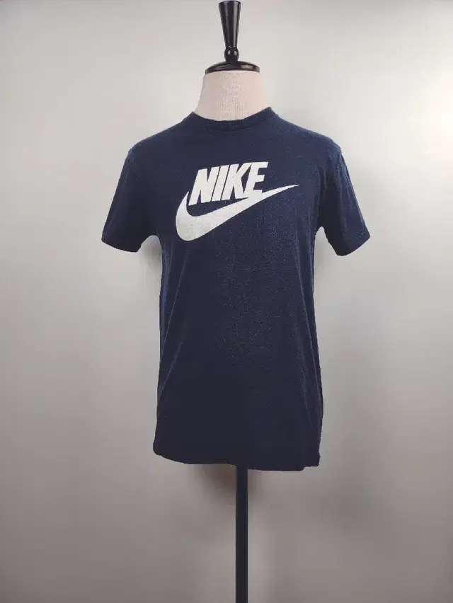 나이키(NIKE) 네이비 프린팅 반팔티