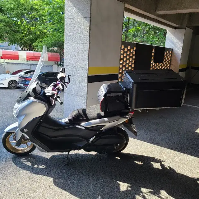 nmax125  2023년형 엔맥스 24000km 네고가능