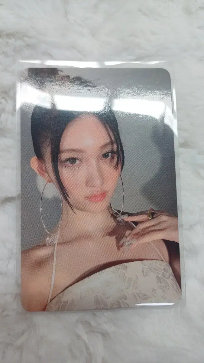 ive had to switch to gaeul unreleased photocard