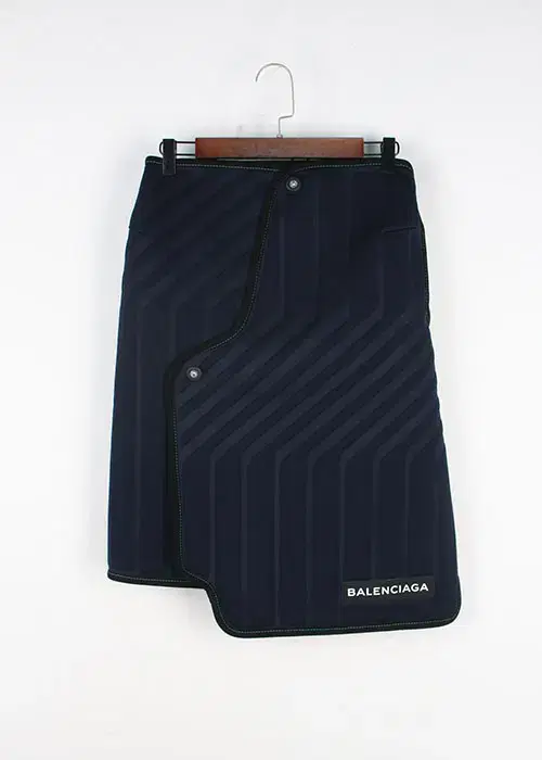 BALENCIAGA 카매트 스커트(새제품)