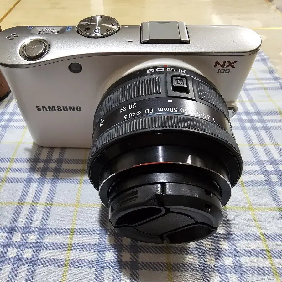 삼성NX100