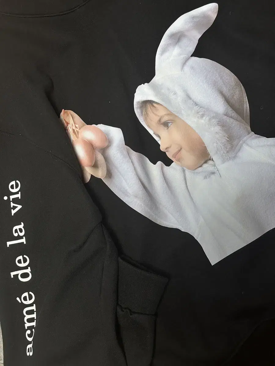 Akhmedravi Hoodie