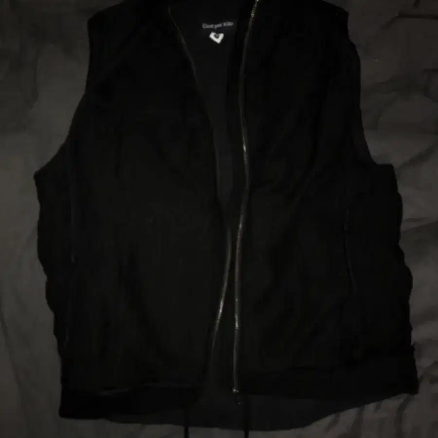 (M) COSTPERKILO PULL BACK VEST BLACK