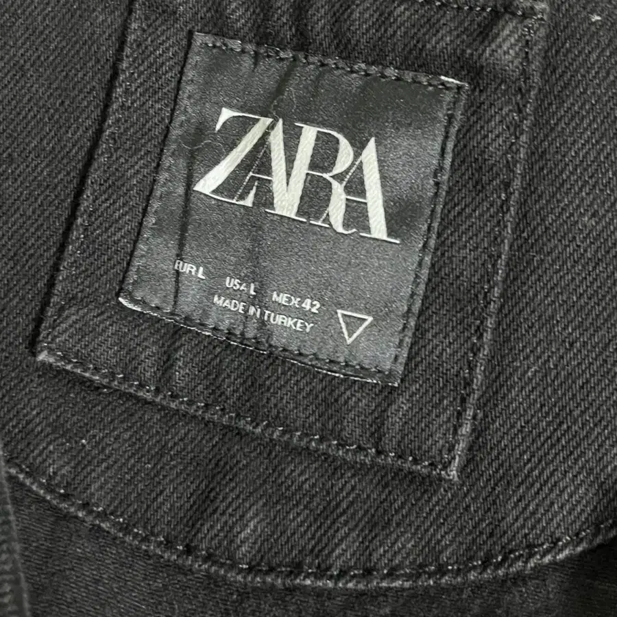 Zara vest