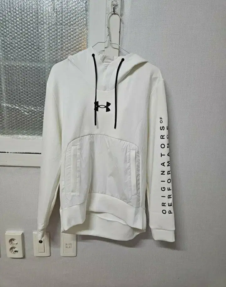 UNDER ARMOUR White Hoodie Genuine (New) Size M Unisex