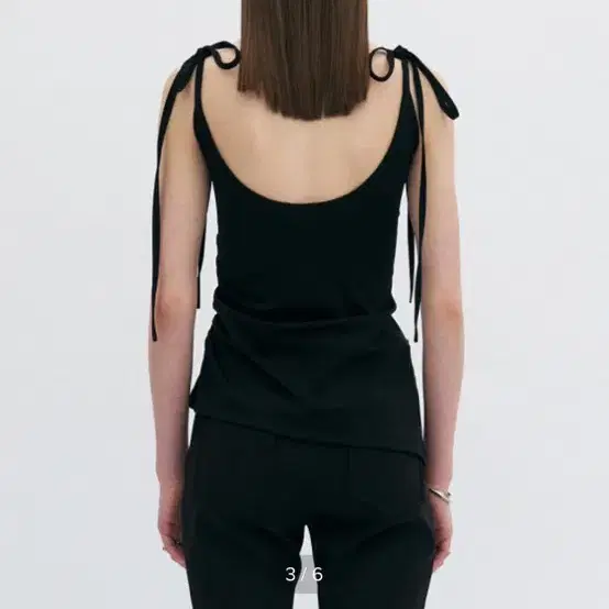 Yunse Olive Sleeveless Top (Black)/ 윤세