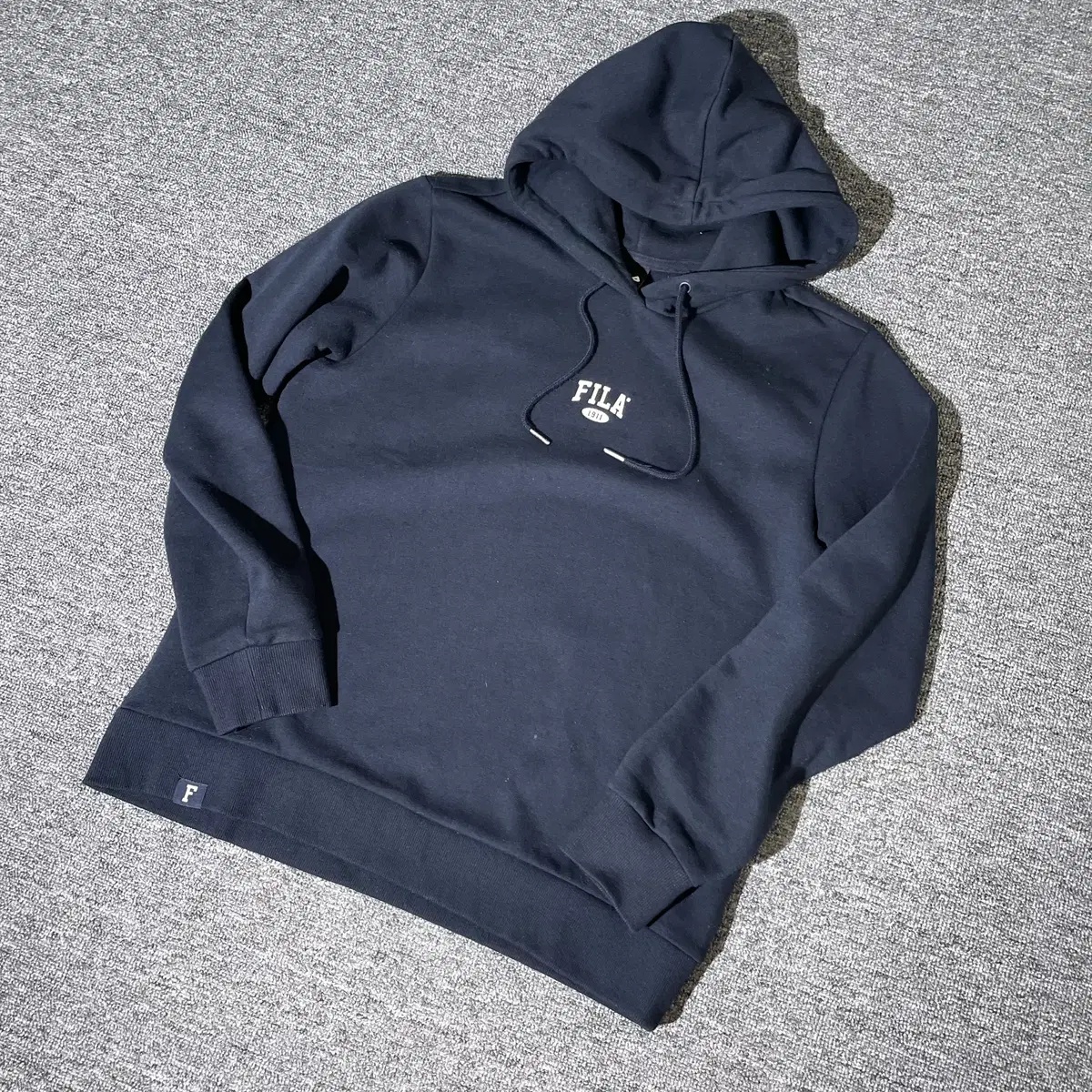 Wheela Center Logo Hoodie size 100