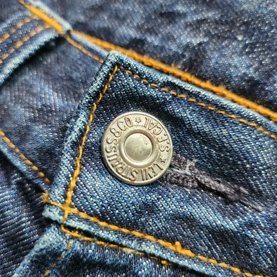 정품 LEVIS VINTAGE LVC 1947 501 32x32 USA