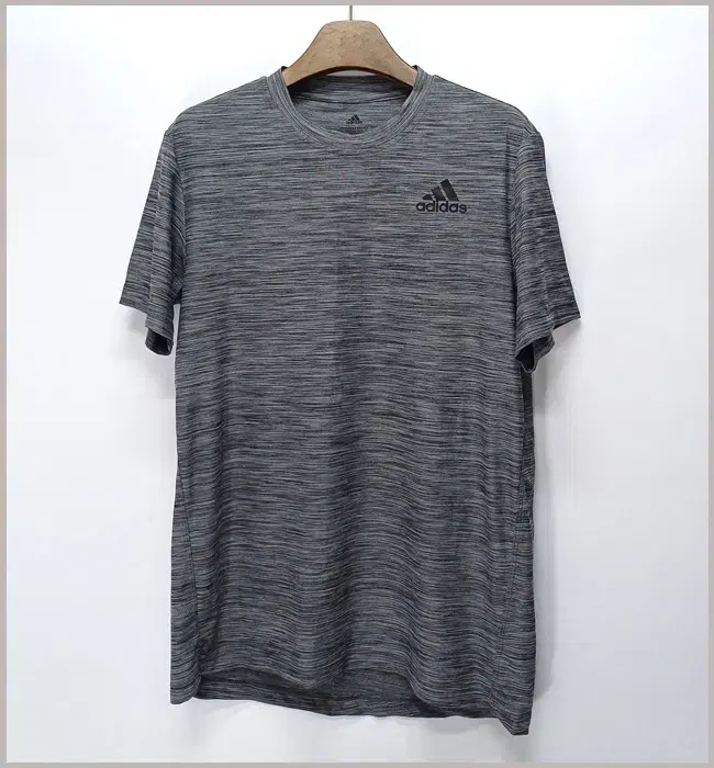 Adidas Genuine Short Sleeve T-Shirt 95 H-907