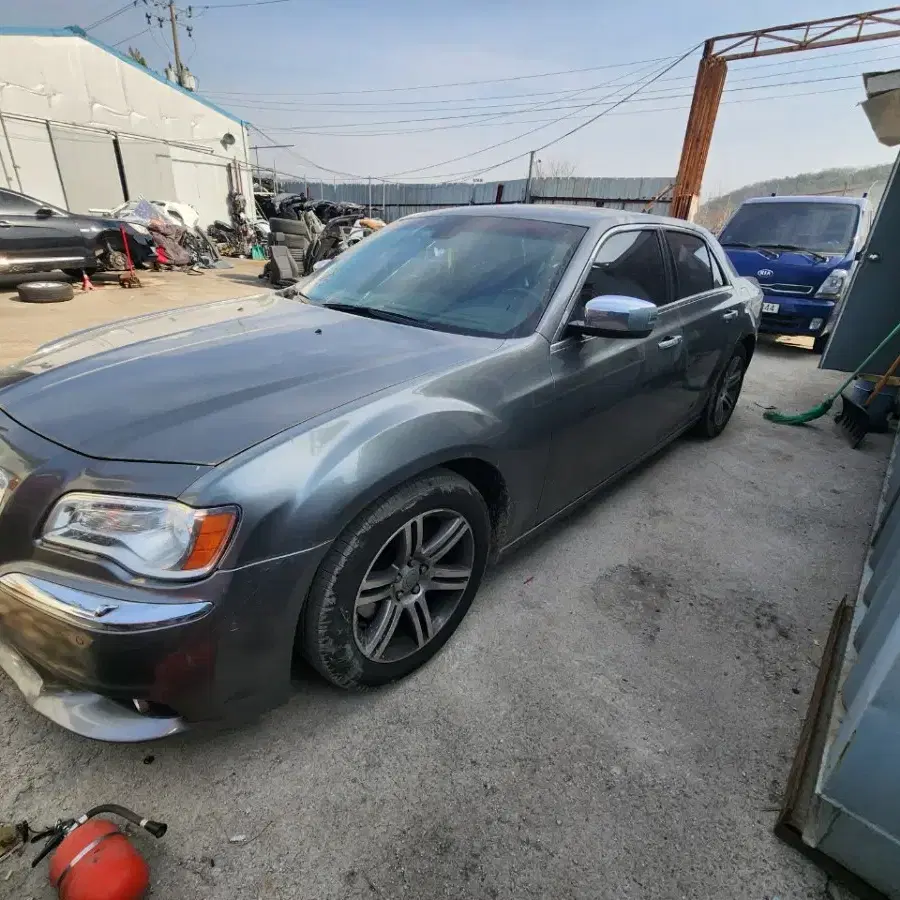 2012년식 300c 3.0L CRD 부품각개판매