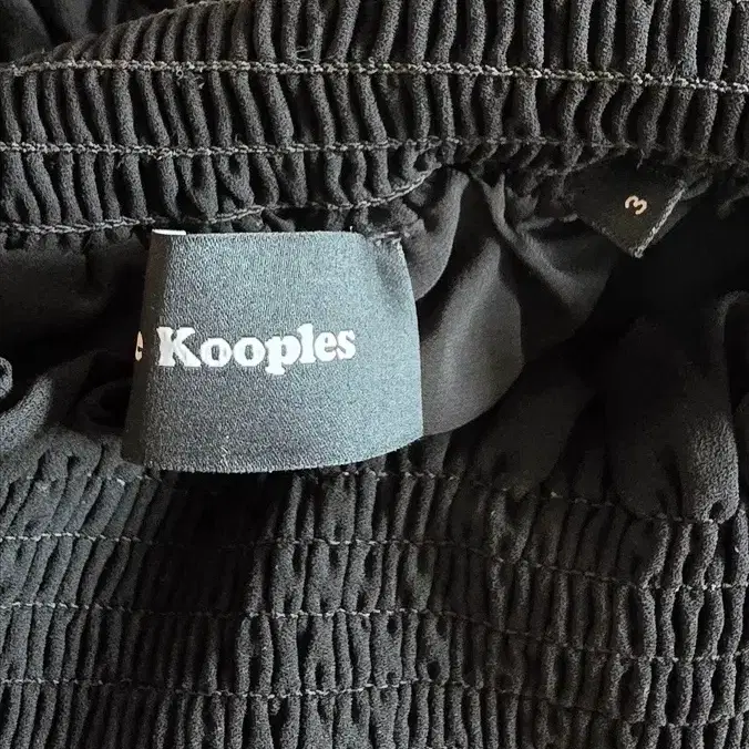 The kooples 더쿠플스 체리 스팽글 스커트