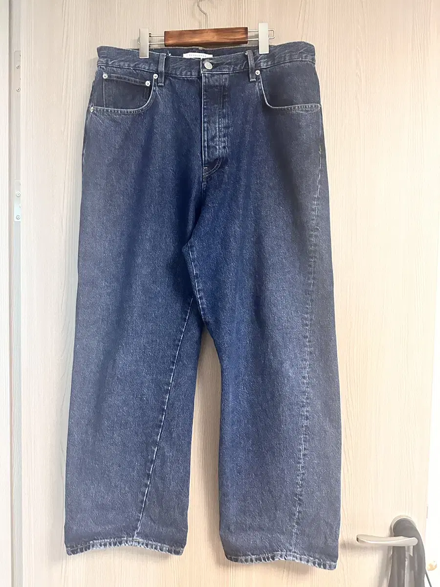 Sunflower Wide Twisted Denim / 36