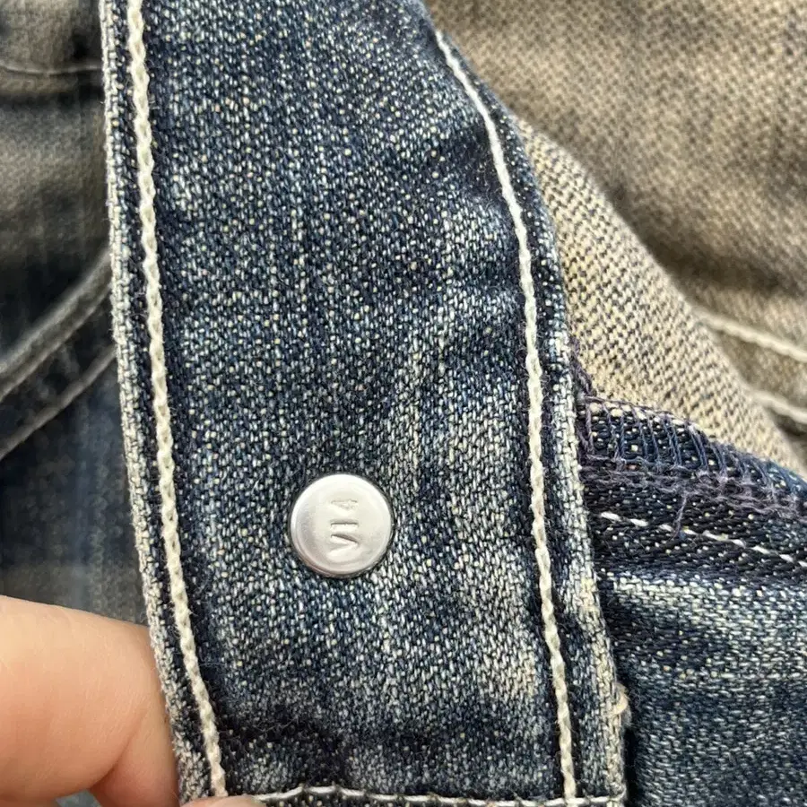 (30)00s 504 Vintage Levis