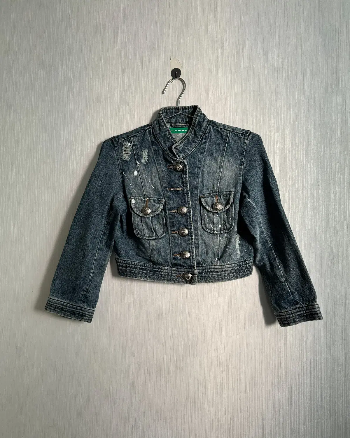 Washing crop denim jacket