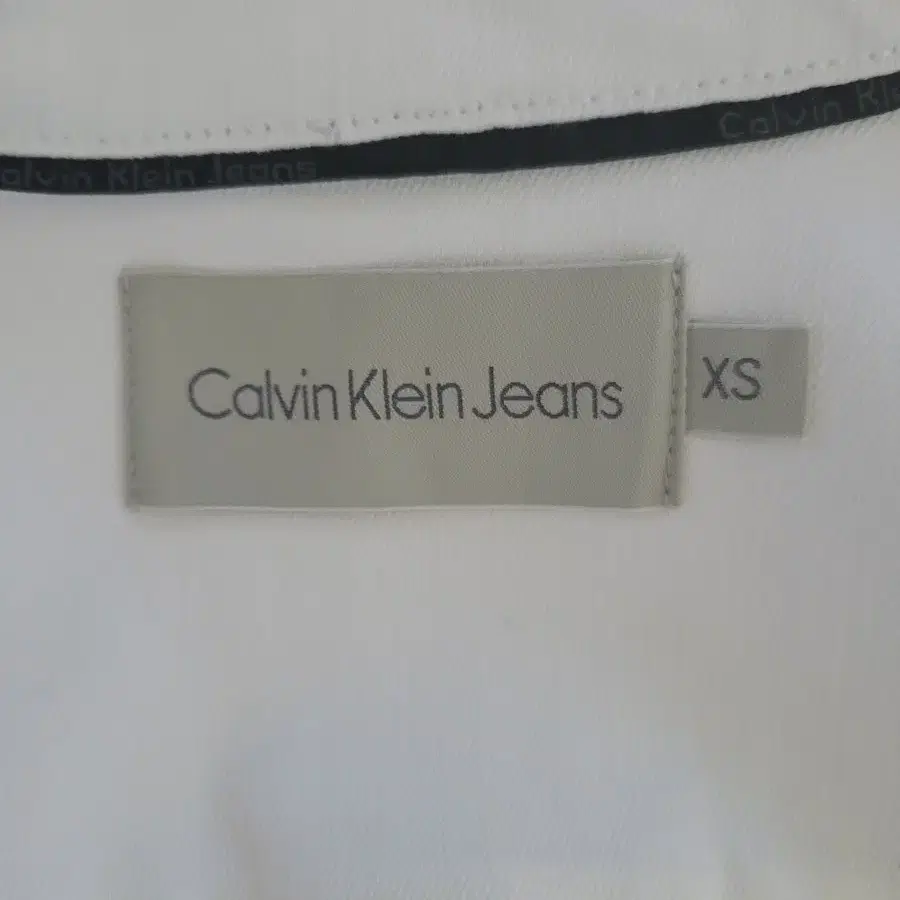 캘빈클라인 Calvin Klein 화이트 자켓