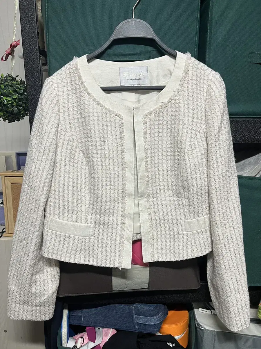 Japanese Vintage Silver-Tone Cropped Tweed Jacket (Pink Tone)