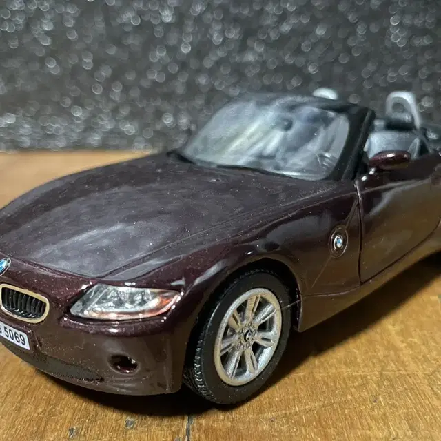 BMW Z4 다이캐스트 피규어 인테리어 소품 모형