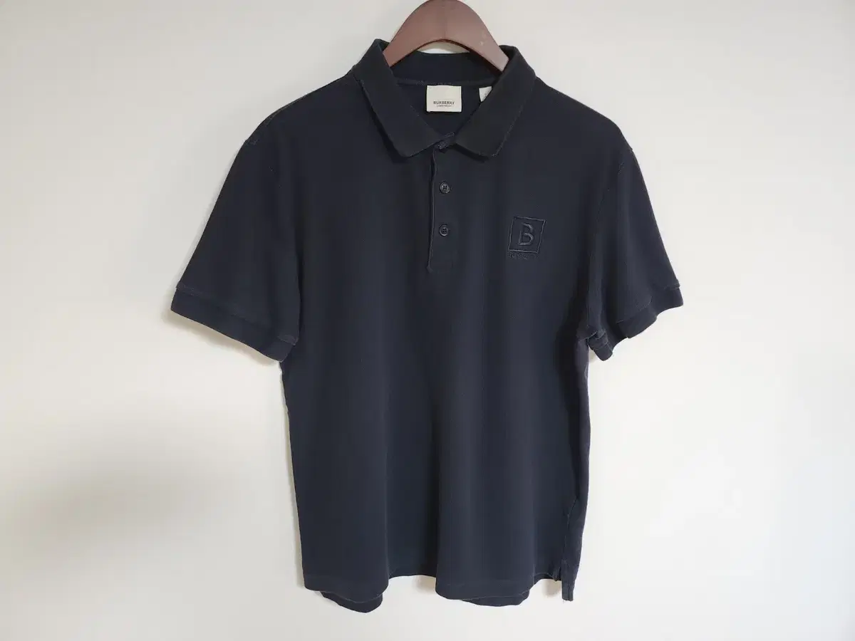 [L] Burberry Navy Logo Embroidered Short Sleeve Karati 8053025