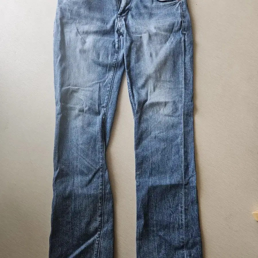 GUESS JEAN LA W28 L165 INDIGO STRAIGHT