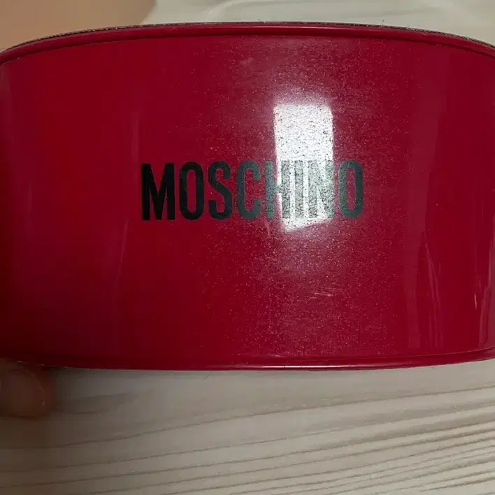 모스치노(Moschino) 명품 선글라스 판매