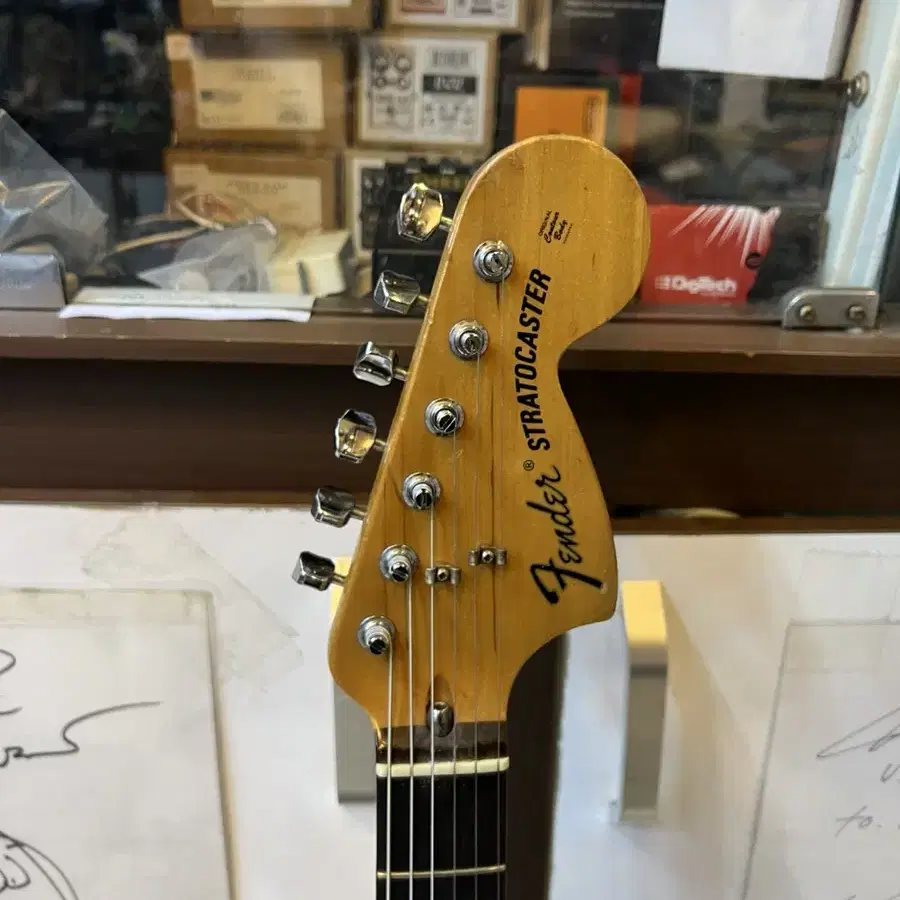 Fender 70 Reissue (2004년산) mexico