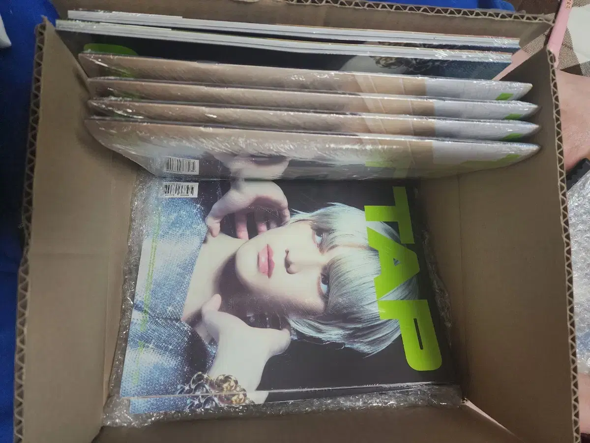 taeyong (TAEYONG) - TAP [Flip Zine] album wts